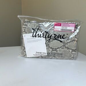 Thirty-one Street Style crossbody/clutch, NWT